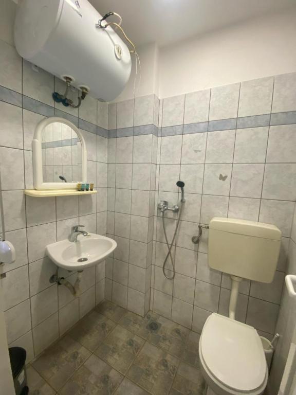Dima Rooms And Apartments Αθήνα Εξωτερικό φωτογραφία